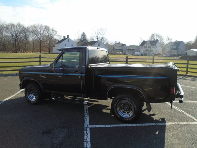 1981 ford f-100 xlt 2dr standard cab sb automatic 4-speed rwd i6 4.9l no reserve