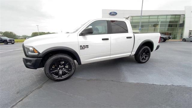 2024 ram 1500 classic warlock crew cab 4x4 5'7' box