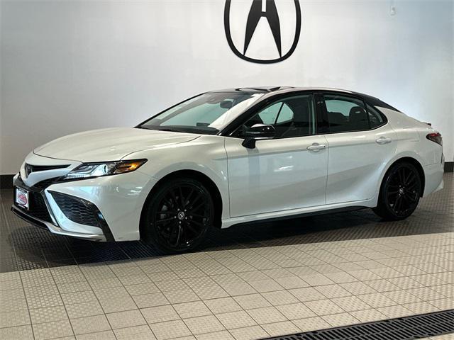 2022 toyota camry xse