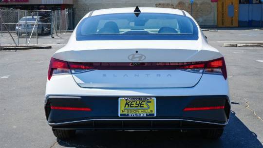 2025 Hyundai Elantra
