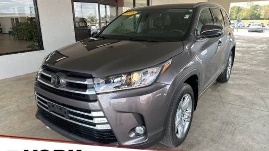 2018 toyota highlander limited