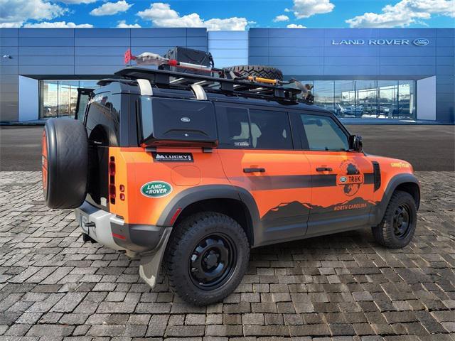 2022 land rover defender s