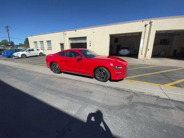 2022 ford mustang ecoboost premium