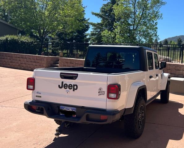 2023 jeep gladiator willys