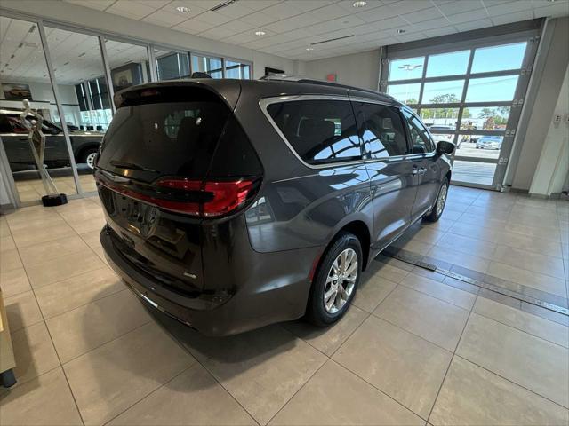 2021 chrysler pacifica touring l