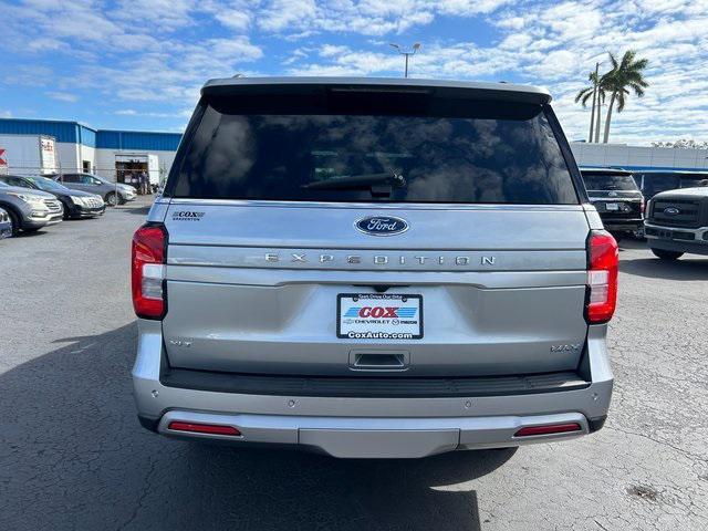 2022 ford expedition xlt max