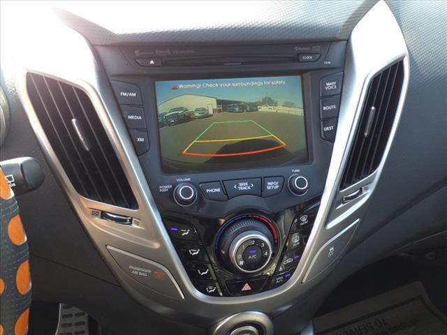 2012 hyundai veloster base
