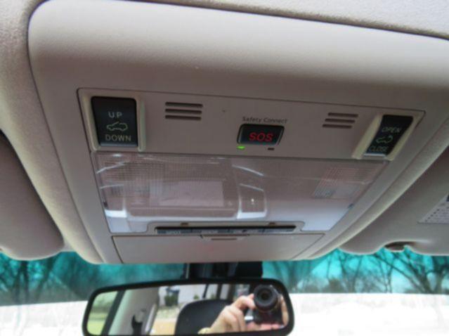 2015 toyota land cruiser base