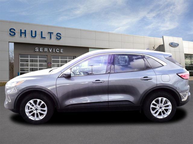 2021 ford escape se