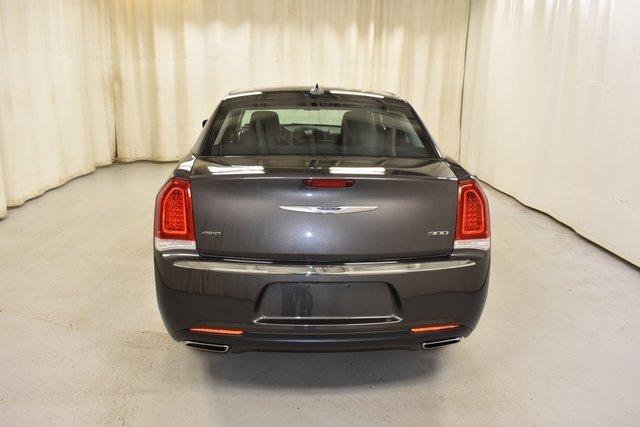 used 2016 chrysler 300 limited awd new castle, pa 16105 for sale in castle, pennsylvania