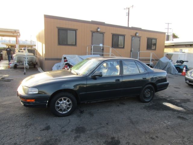 1993 toyota camry xle used 2.2l i4 16v automatic sedan no reserve