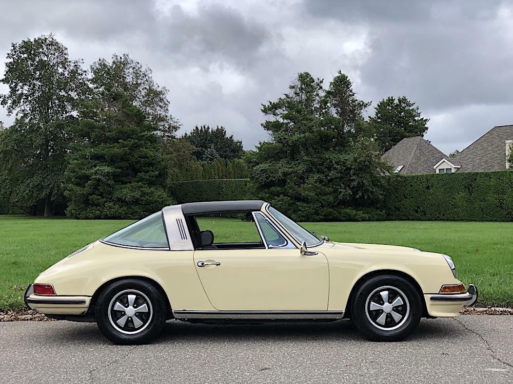 1971 porsche 911t 6 cylinder rear wheel drive convertible