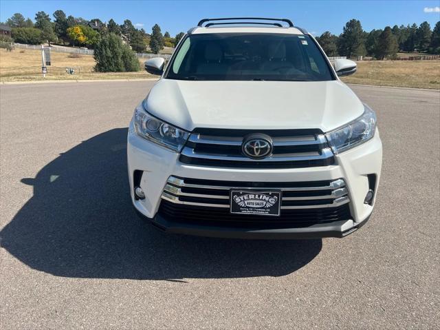 2017 toyota highlander limited