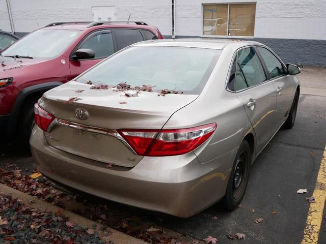 2015 toyota camry xse