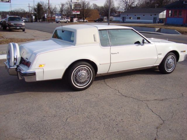 1985 oldsmobile toronado very nice solid low mileage survivor no reserve