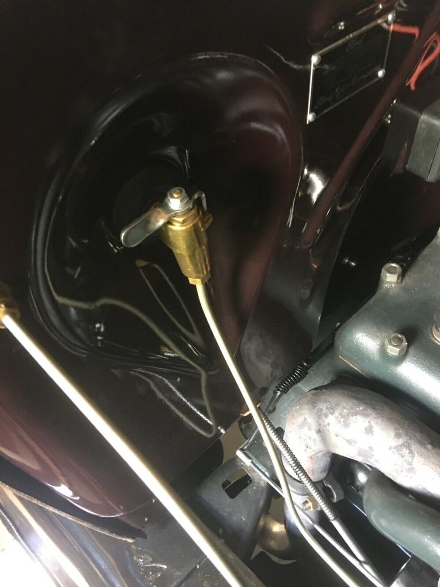 deluxe coupe late 1931 completely restored