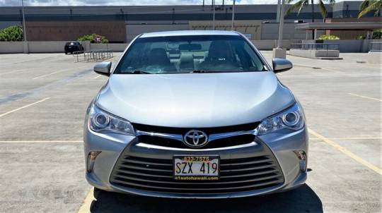 2017 toyota camry le