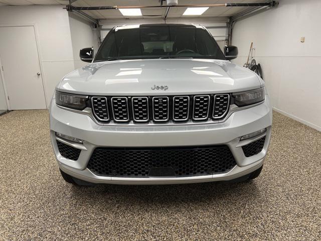 2022 jeep grand cherokee summit