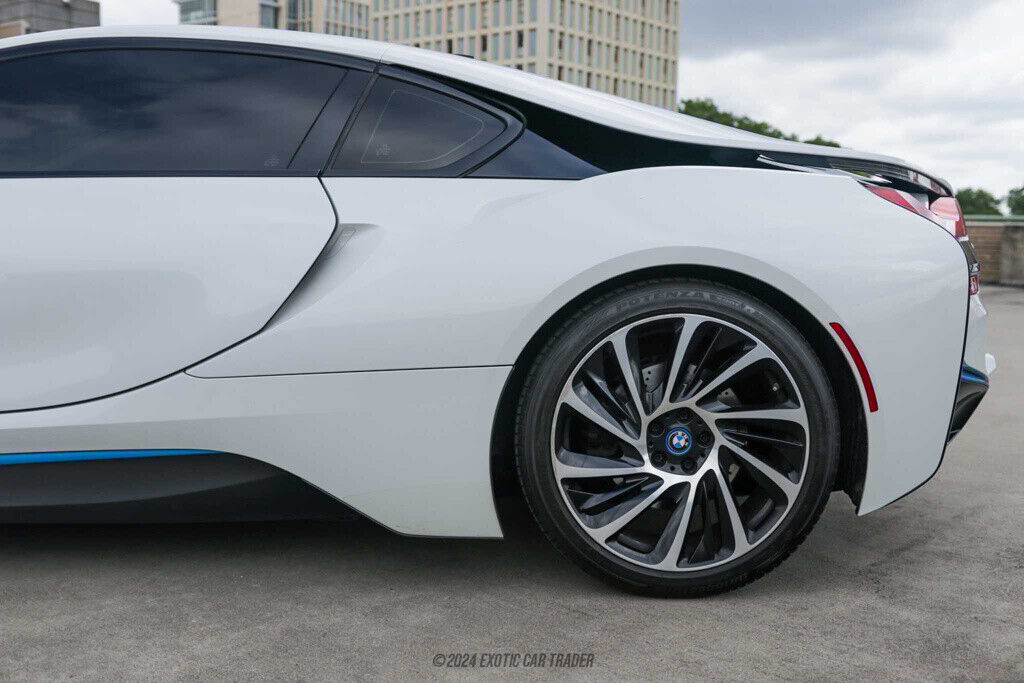 2016 bmw i8