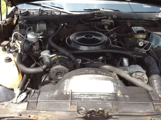 1984 oldsmobile delta 88 royale sedan 4-door 5.0l
