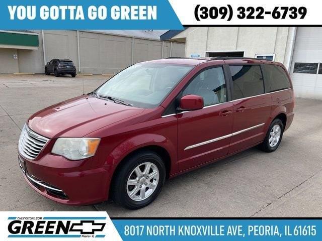 2012 chrysler town & country touring
