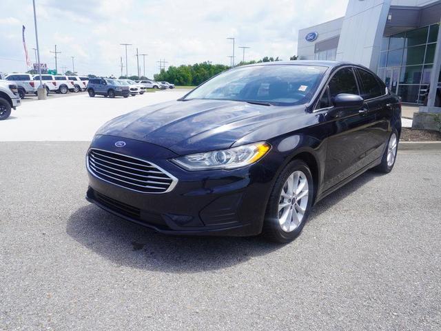 2020 ford fusion se