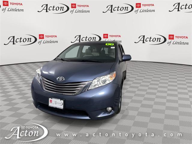 2017 toyota sienna xle premium