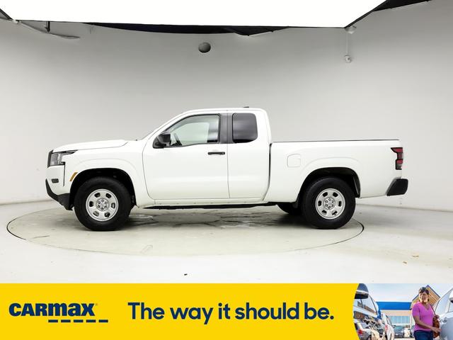 2022 nissan frontier s