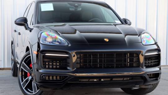 2023 Porsche Cayenne gts