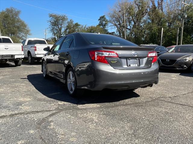 2013 toyota camry se
