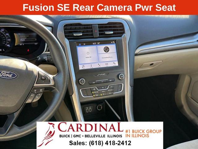 2019 ford fusion se