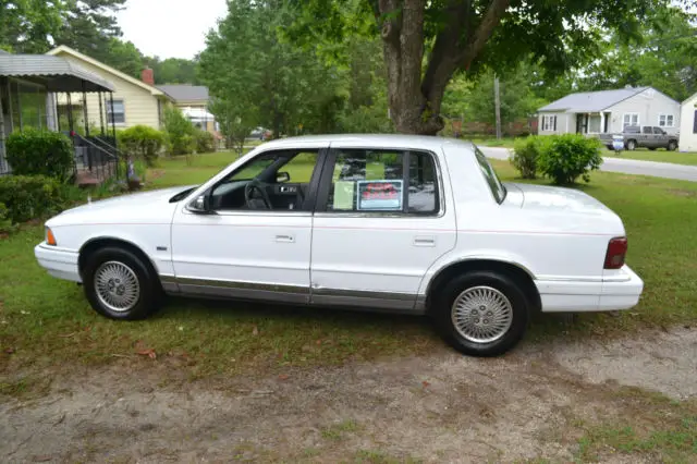 1994 chrysler lebaron le sedan 4-door 3.0l