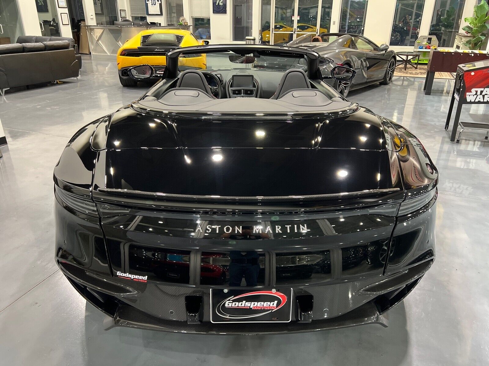 2020 aston martin dbs superleggera volante $368k msrp