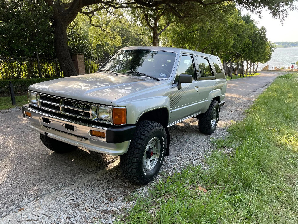 toyota 4runner sr5