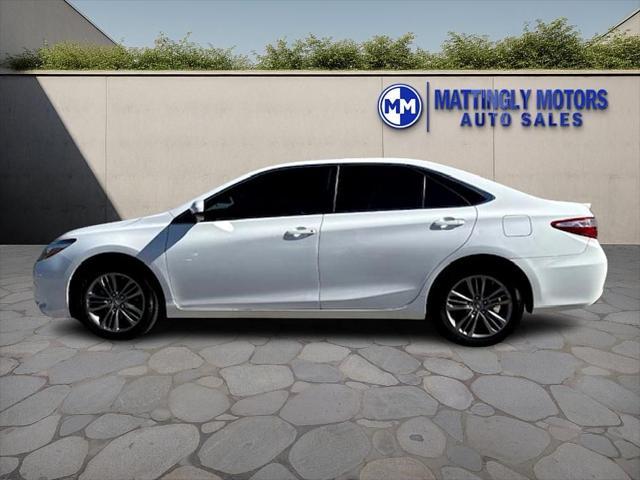 2016 toyota camry se