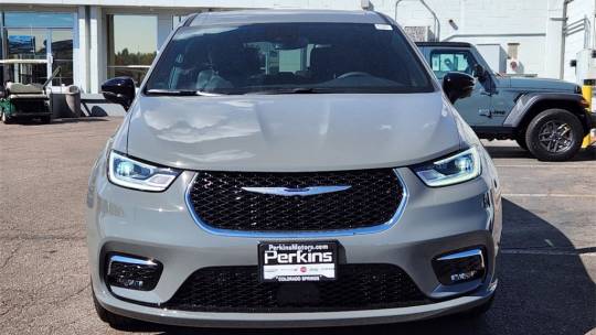 2025 Chrysler Pacifica