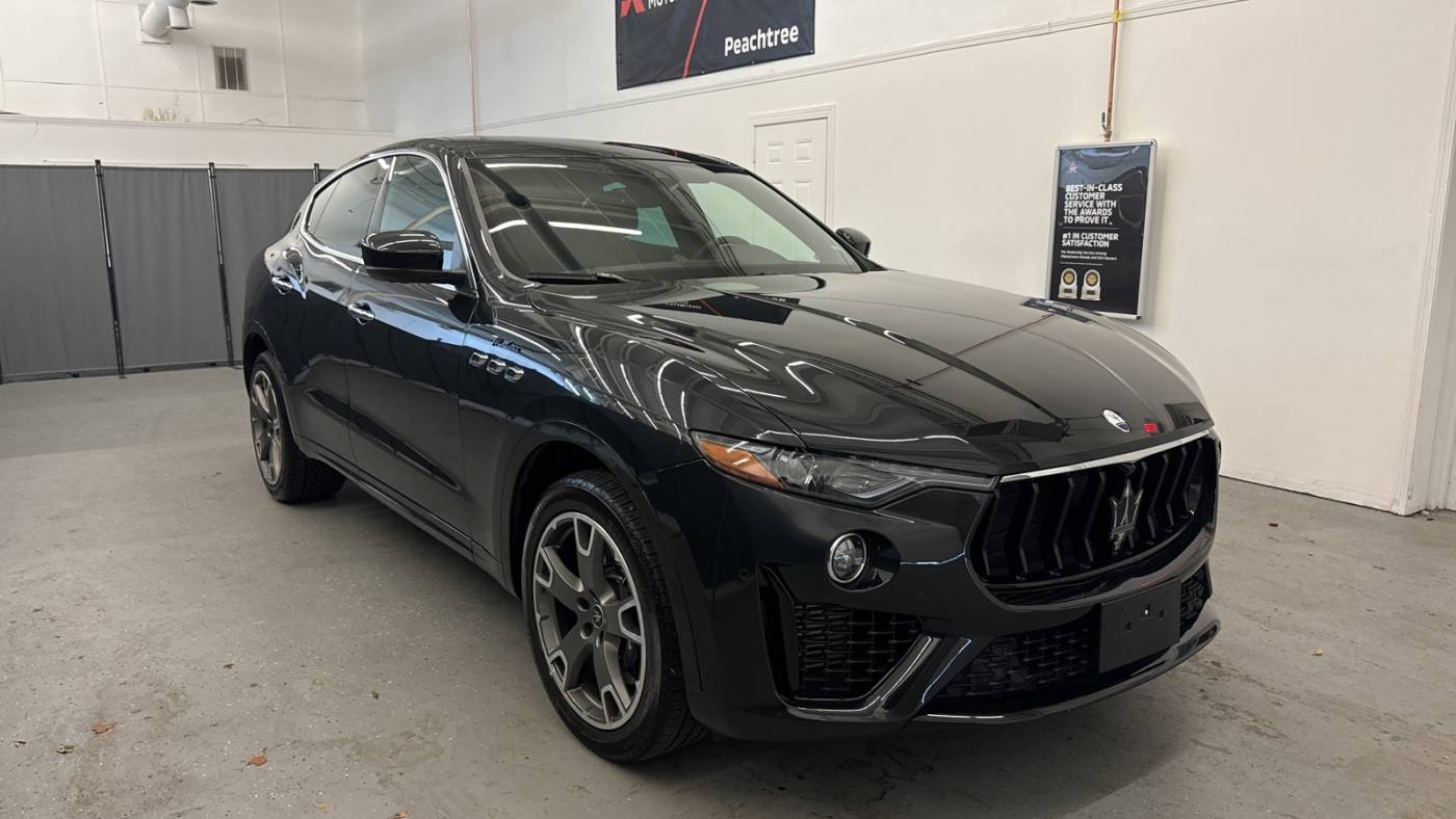2023 maserati levante modena