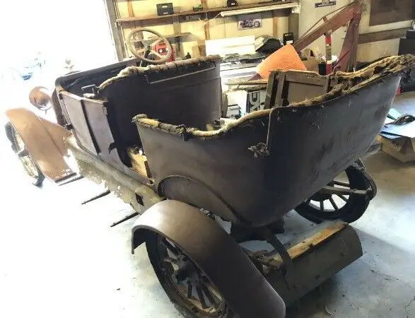 1913 studebaker modfel 35