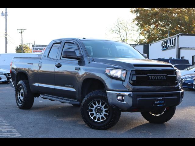 2014 toyota tundra sr5