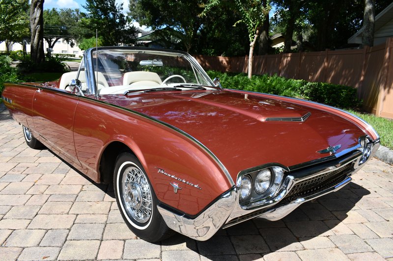 1962 ford thunderbird