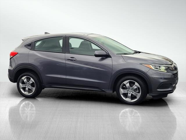 2022 honda hr-v lx