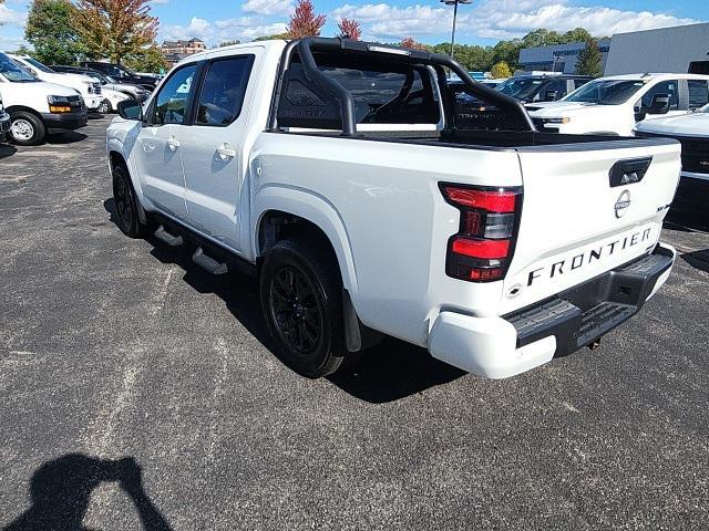 2023 nissan frontier sv