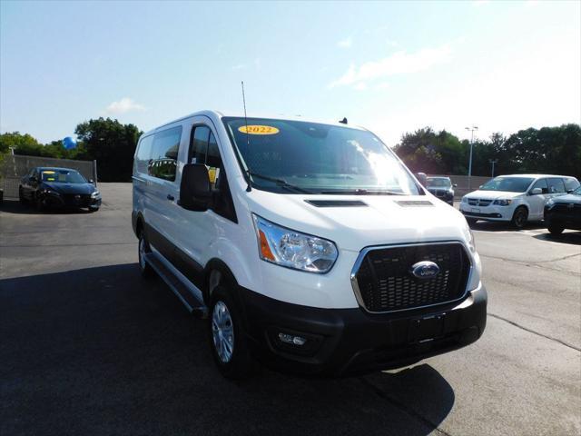 2022 ford transit-250 base