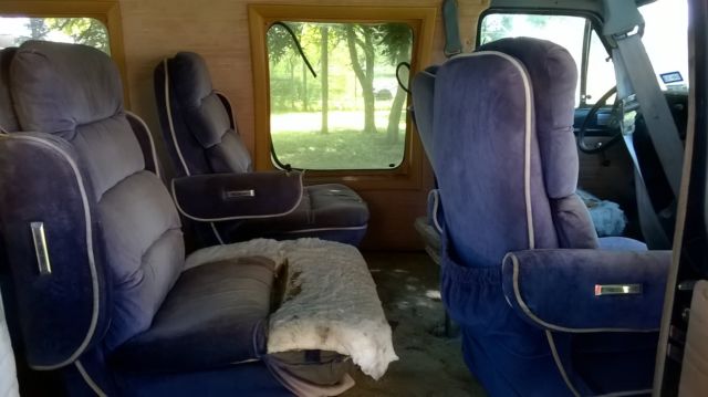 blue 3/4 ton passenger van - fair condition - running - needs work