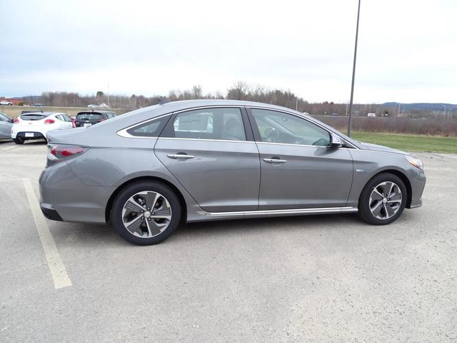 2018 hyundai sonata hybrid limited limited 4dr sedan for sale in keene, new hampshire