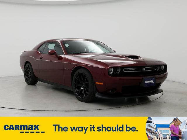2019 dodge challenger r/t plus