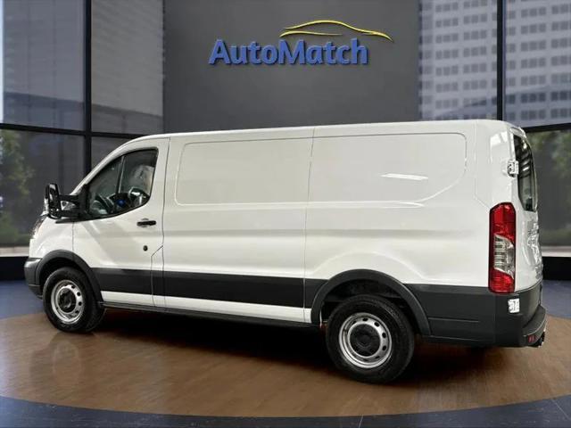 2019 ford transit-150 base