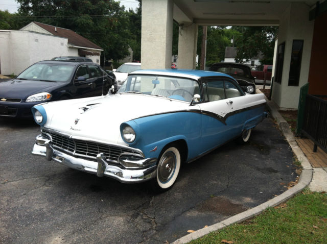 1956 ford victoria 2 door hardtop blue and white continental kit
