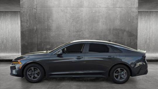 2022 kia k5 lxs