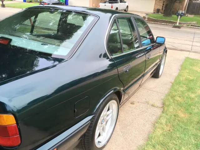 e34 525i sedan automatic with m-parallels 18" oem wheels